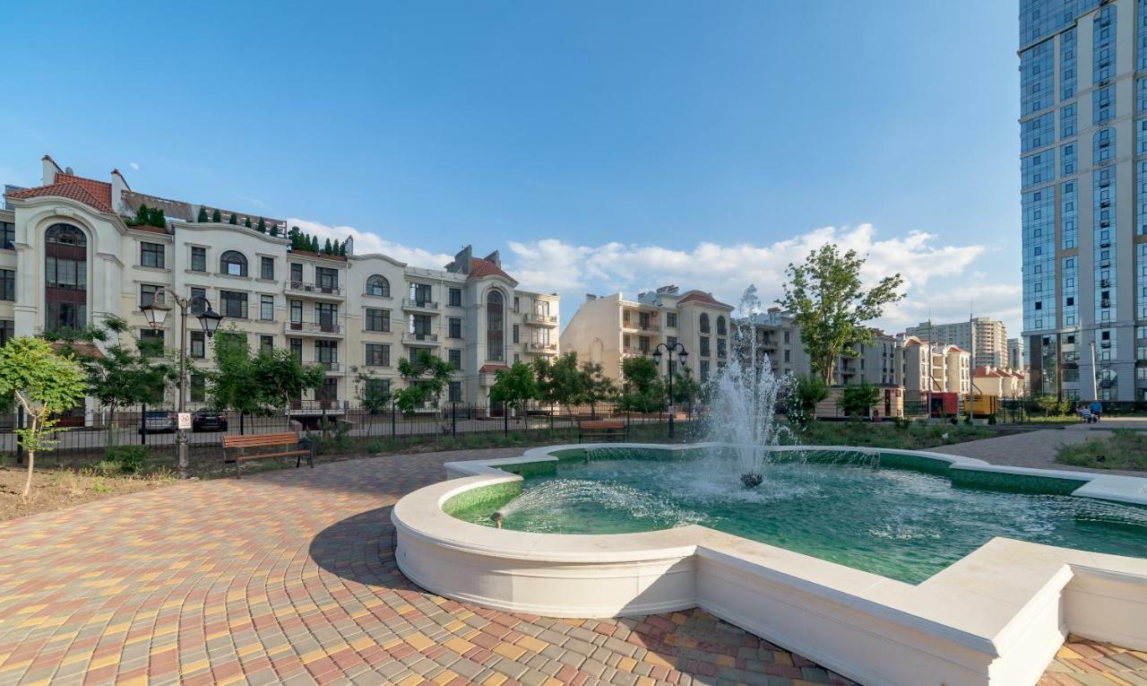 Apartments In Arcadia With Sea View โอเดสซา ภายนอก รูปภาพ